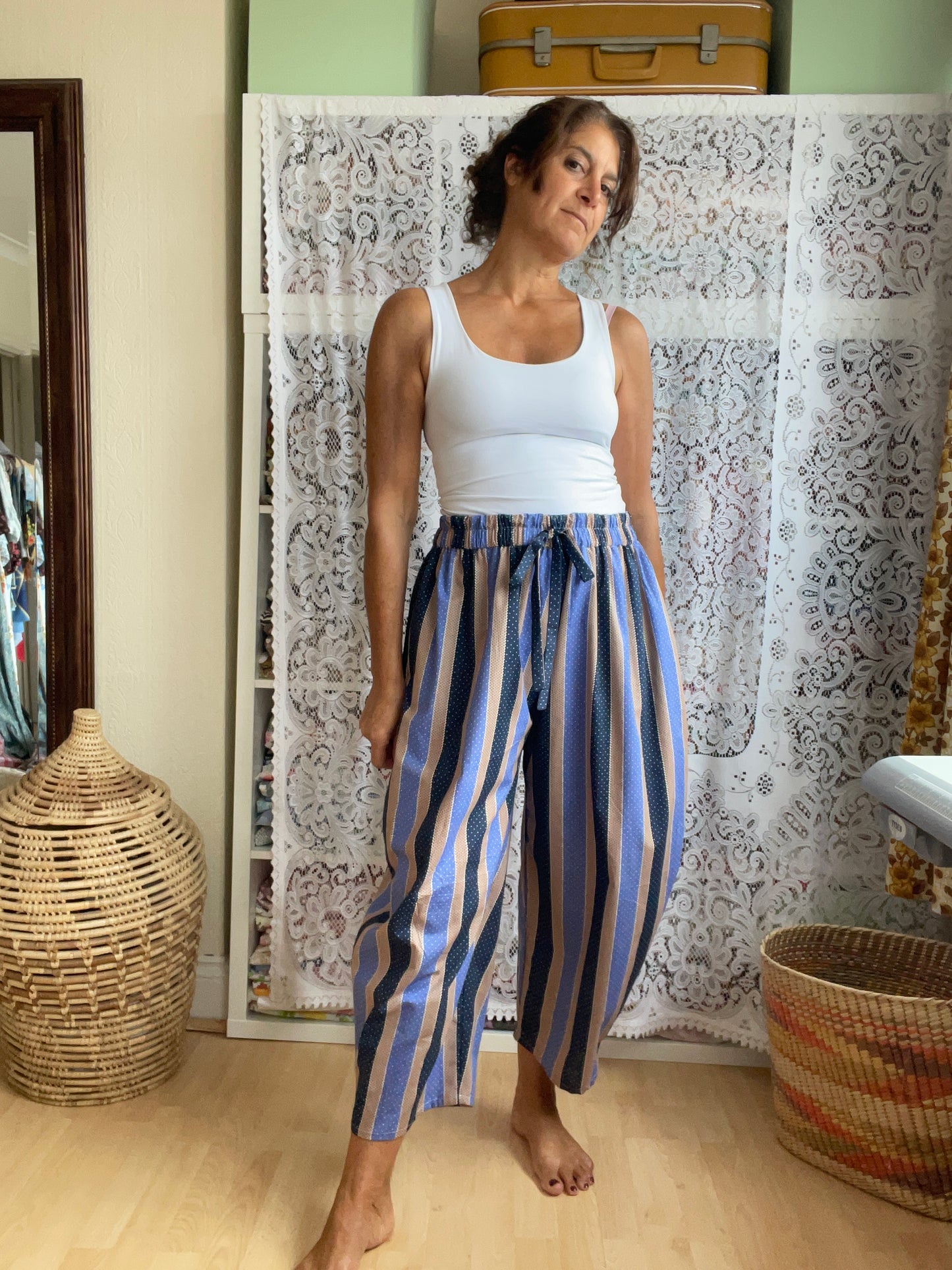 Halo Pants Size  16-18