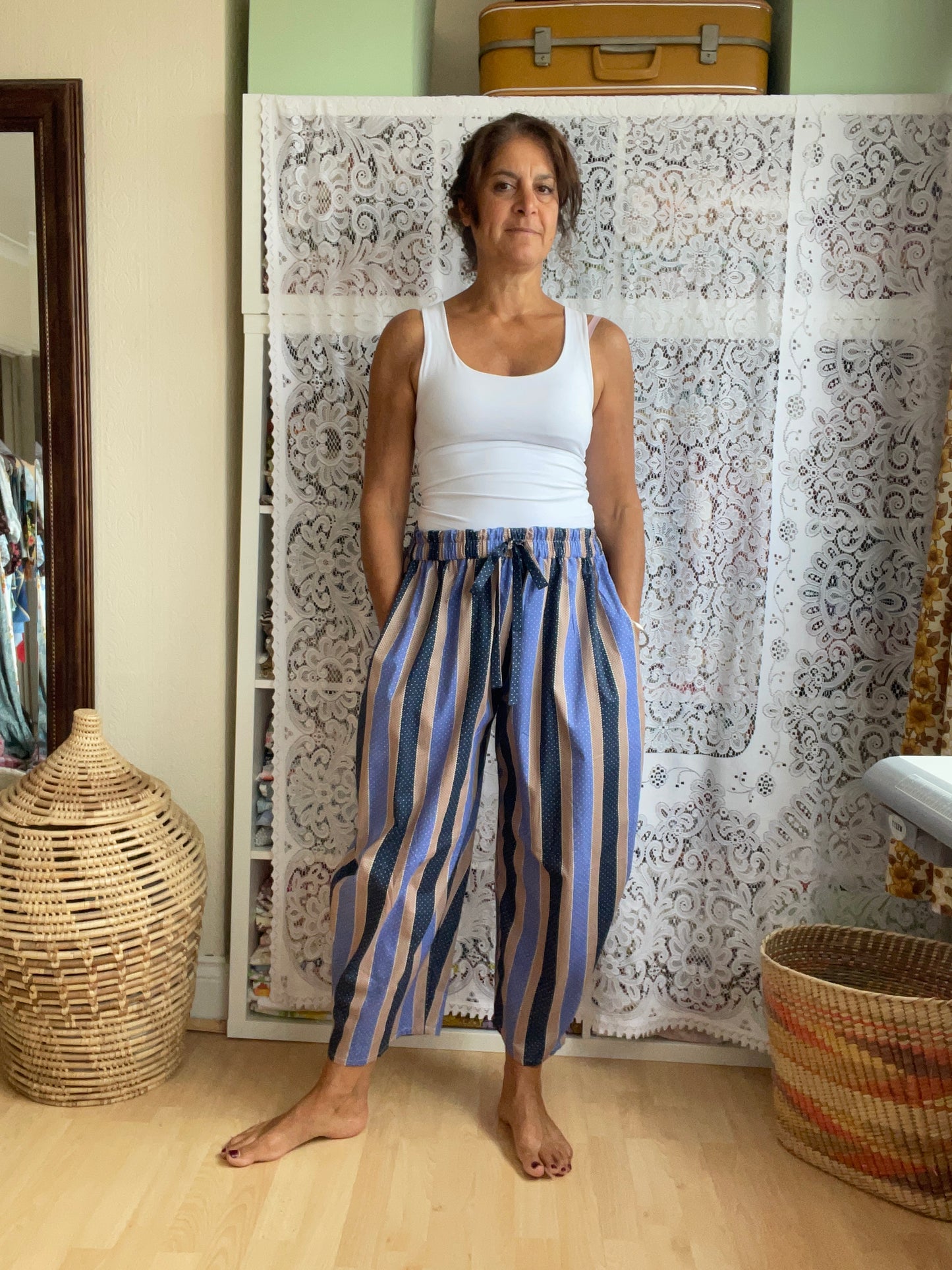 Halo Pants Size  16-18