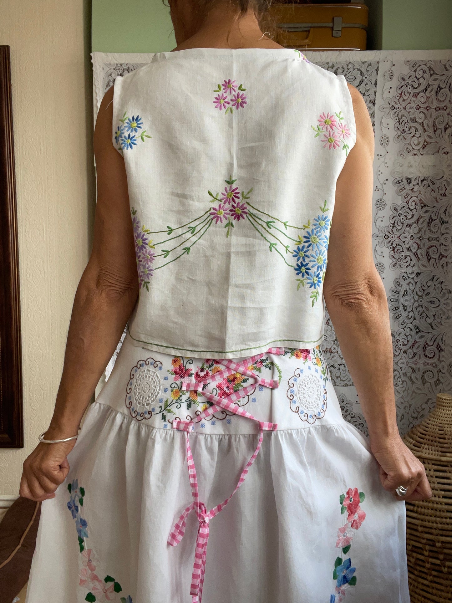 Cross back skirt size 8-14