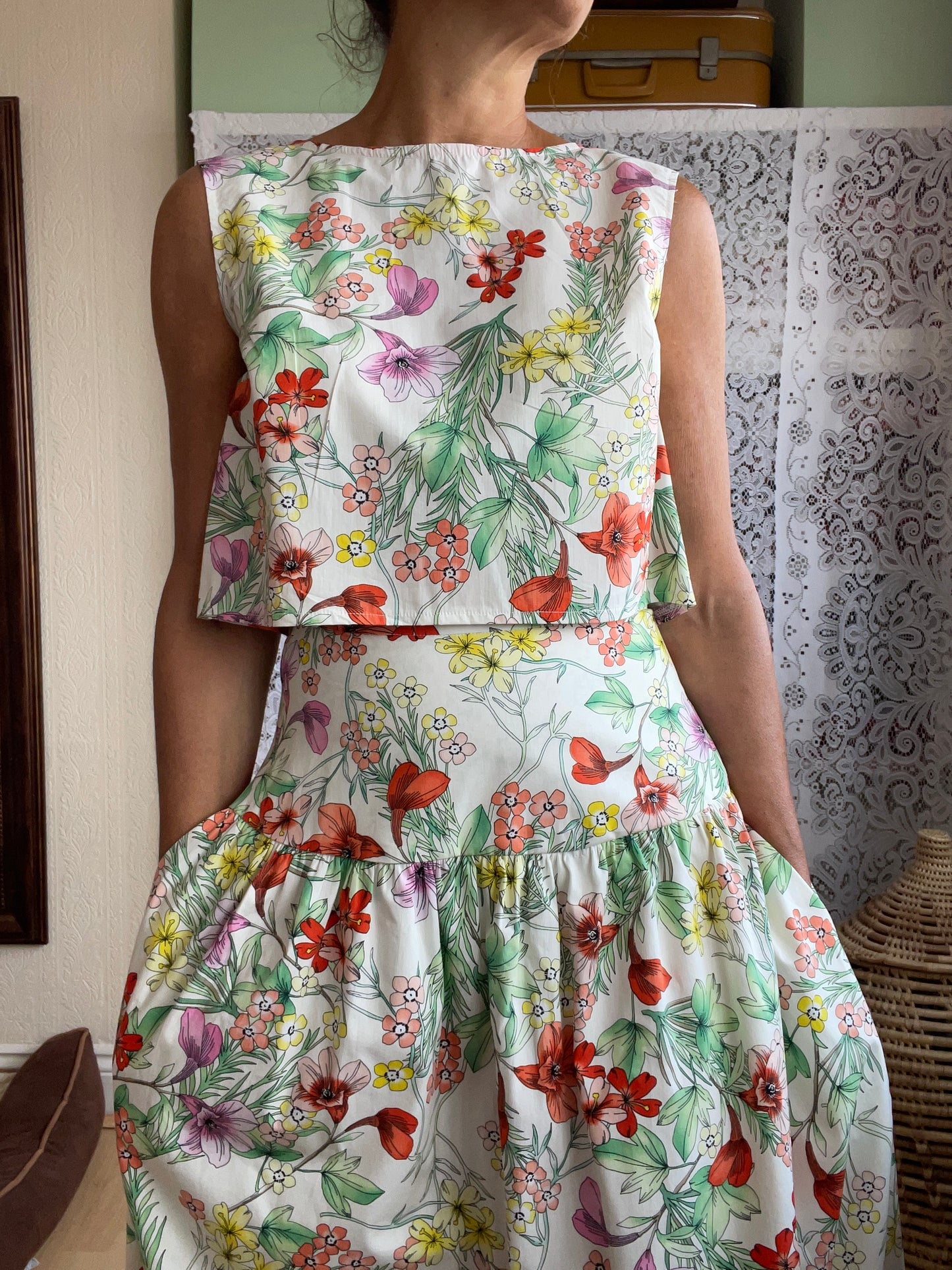 Drop waist set size 10-12