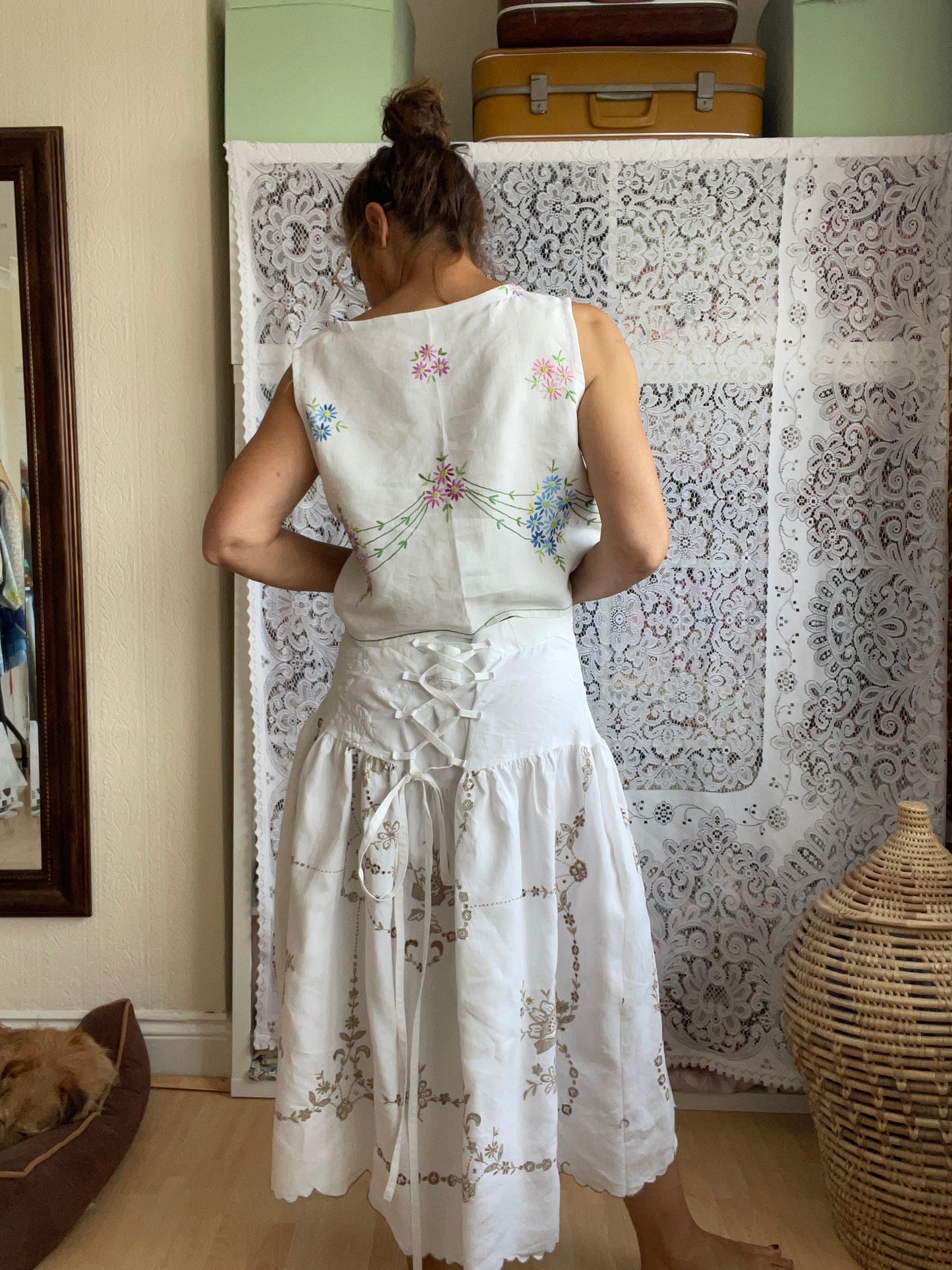 Cross back skirt size 14-18