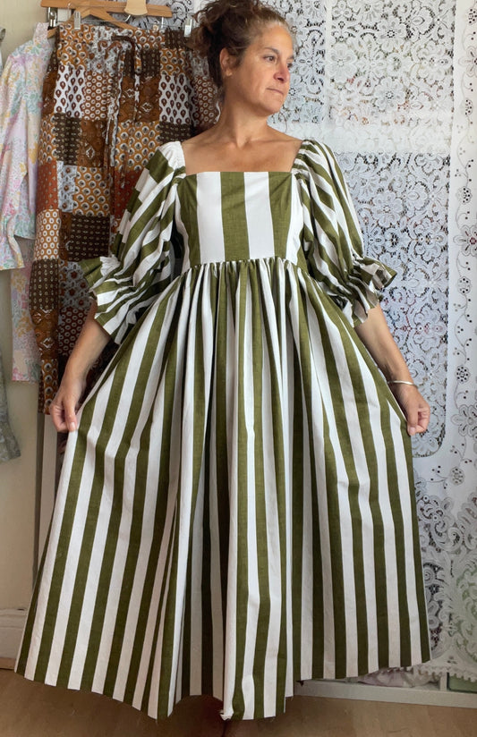 Petra Dress Size 16-18